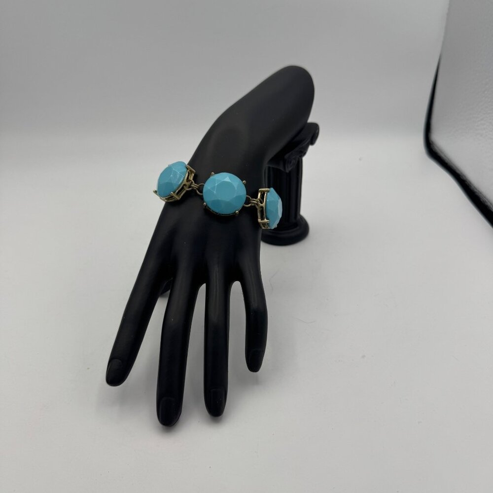 Vintage Gold Tone Bracelet With Blue Faceted Stones